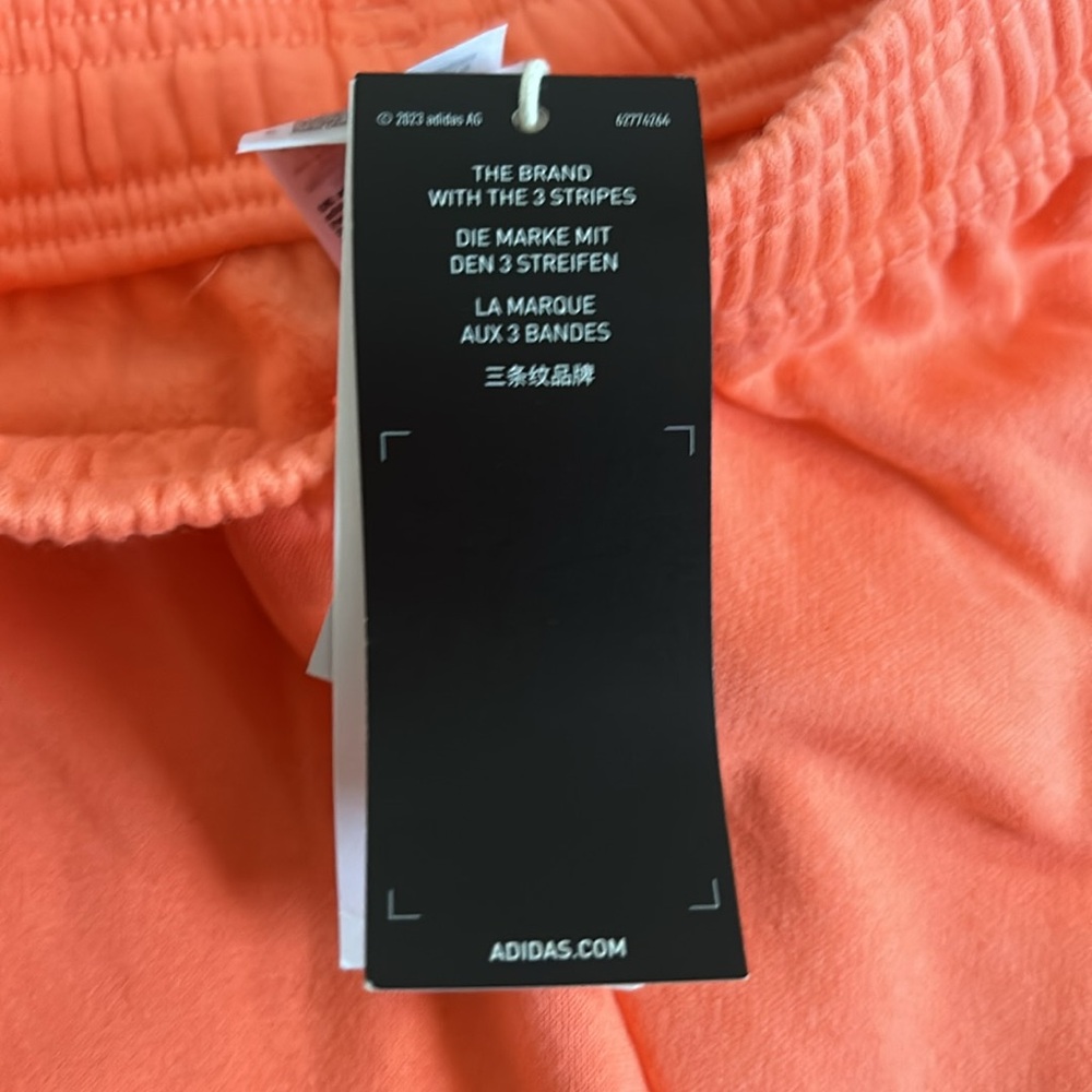 ADIDAS Shorts - Picture 4 of 7